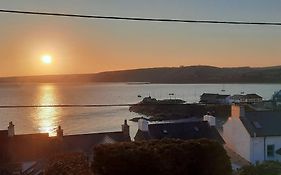 Arvonia Sleeps 7, Sea Views, Dog Friendly