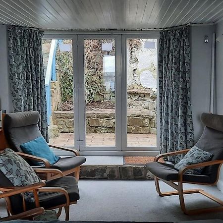 Arvonia Sleeps 7, Sea Views, Dog Friendly Villa New Quay  Exterior photo