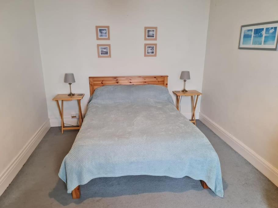 Arvonia Sleeps 7, Sea Views, Dog Friendly Villa New Quay  Exterior photo