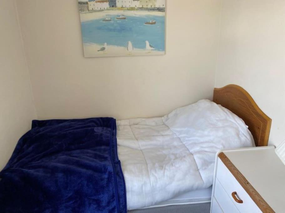 Arvonia Sleeps 7, Sea Views, Dog Friendly Villa New Quay  Exterior photo